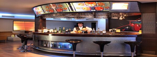 Bar (in der Unterkunft)