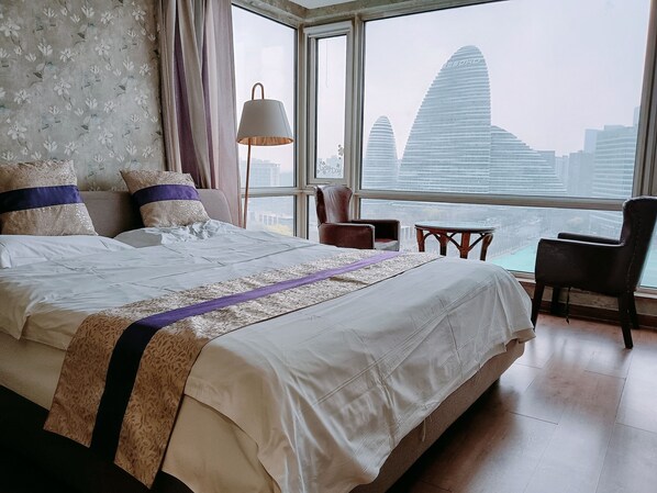 City-Doppelzimmer, 1 Queen-Bett | Schreibtisch, Verdunkelungsvorhänge, schallisolierte Zimmer