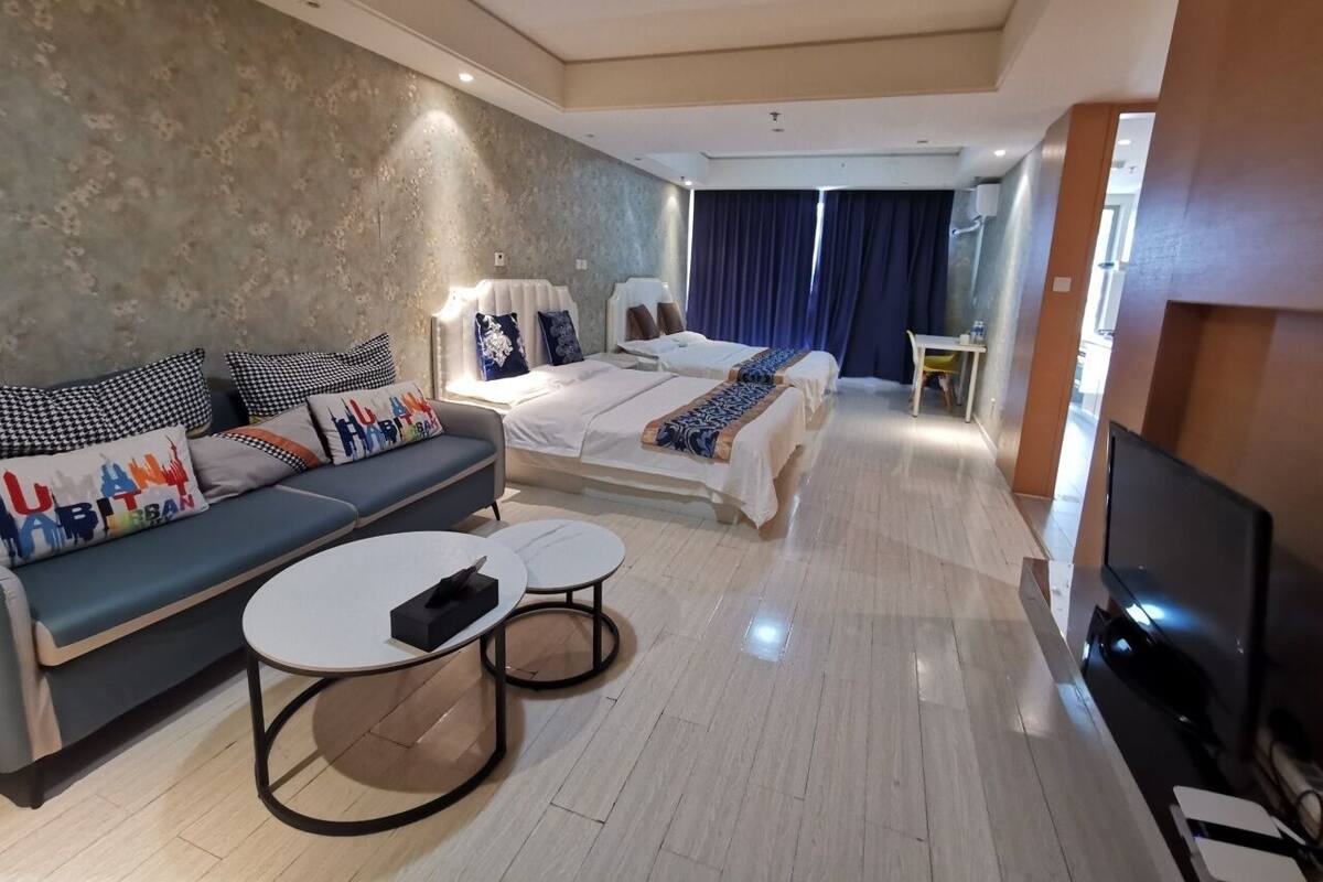 Business-Zimmer, 2 Doppelbetten | Schreibtisch, Verdunkelungsvorhänge, kostenloses WLAN