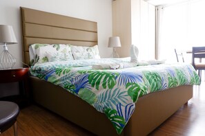 Deluxe Studio Suite