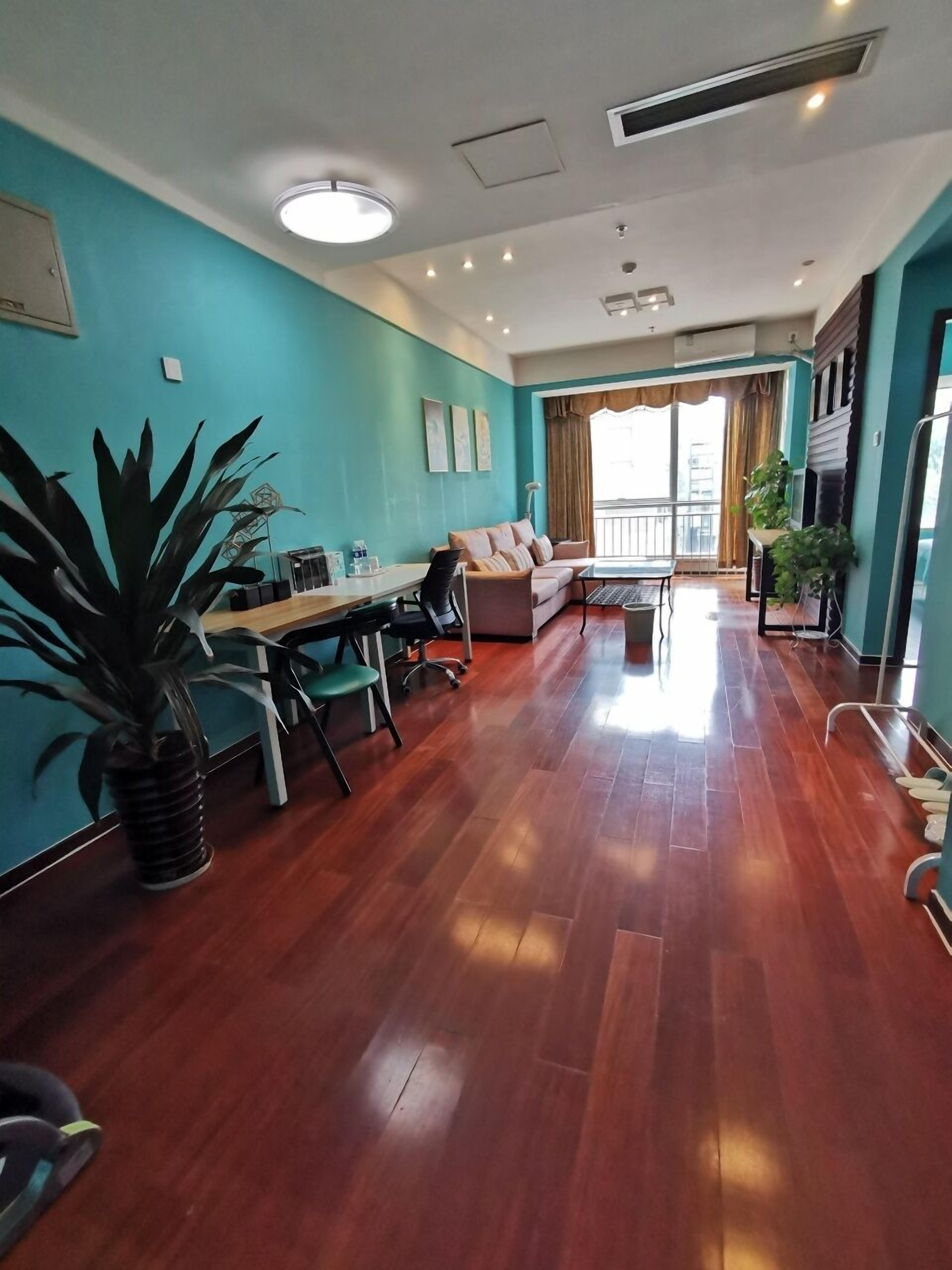 Superior-Suite, 1 Doppelbett | Wohnbereich | Fernseher