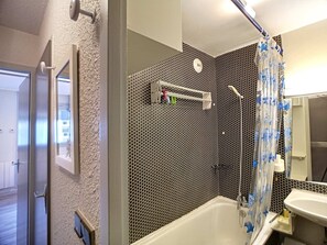 Bathroom - Studio cabin 4 pers south, Les Menuires, wifi (Les Menuires)