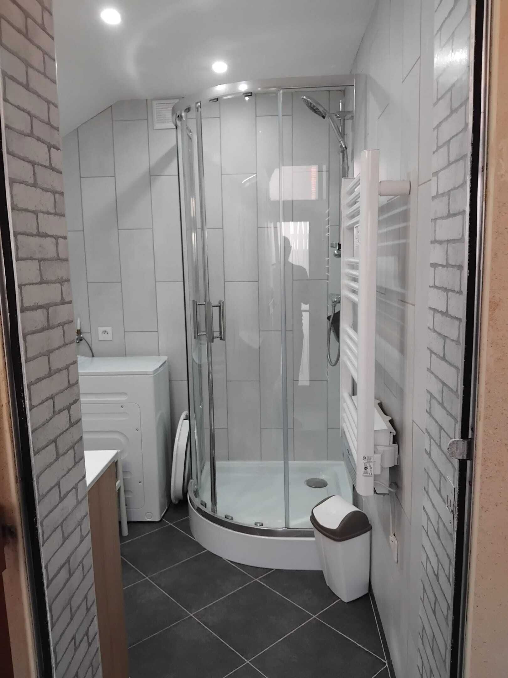 Een douche, een haardroger