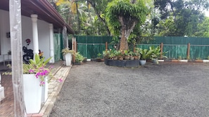 Fachada de la propiedad