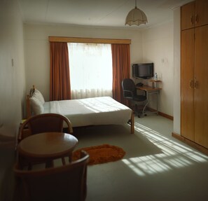 Executive Single Room | Cadar kapas Mesir, peralatan tempat tidur premium, busa memori 