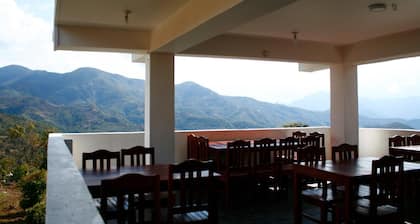 Good Hotel and Resort - Hostel