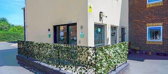 the orchard hotel
