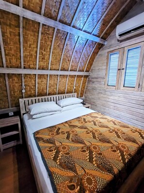 2 bedrooms, iron/ironing board, free WiFi, bed sheets - WOODEN Home Top LOCATION in Seminyak Near Beach, Shops, Restaurants (seminyak)