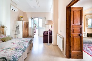 6 dormitorios, tabla de planchar con plancha, wifi gratis y ropa de cama