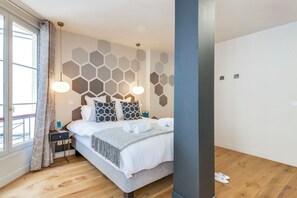 5 chambres, bureau, fer et planche à repasser, Wi-Fi gratuit