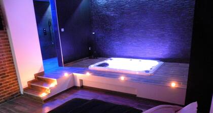 chambre romantique avec spa privatif