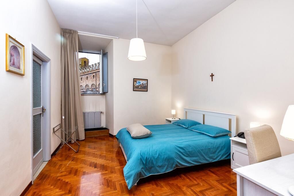 Kahden hengen huone | Työpöytä, ilmainen Wi-Fi, vuodevaatteet