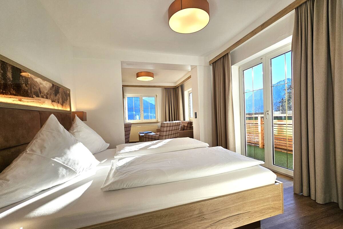 Leilighet – comfort, balkong, fjellutsikt (4 Adults) | Minibar, safe på rommet, blendingsgardiner og lydisolert