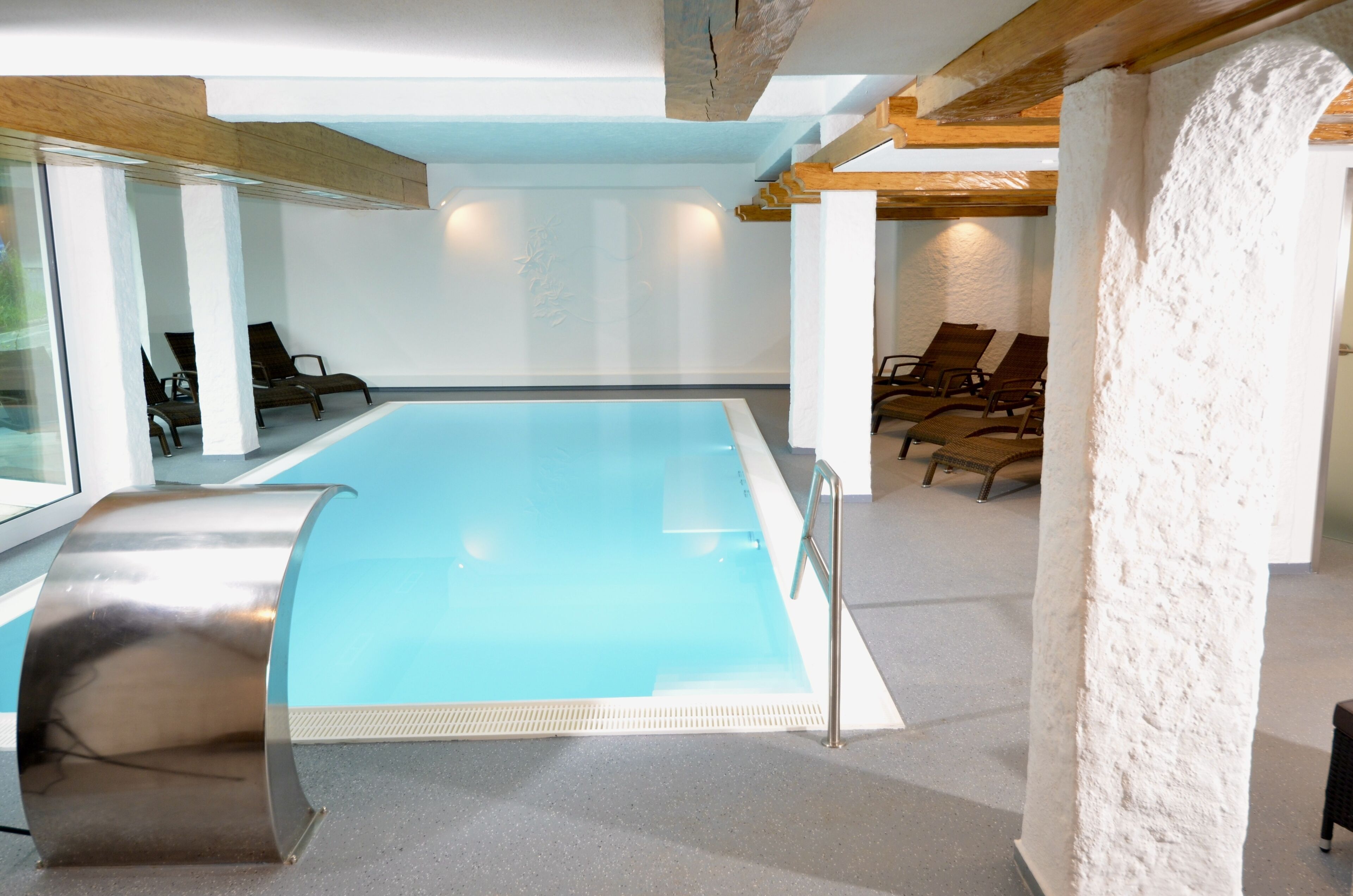 indoor pool, open 8:00 am to 8:00 pm, pool umbrellas, pool loungers