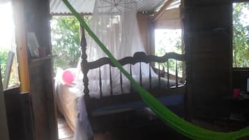 2 quartos, Wi-Fi de cortesia, roupa de cama