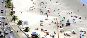 Beira Mar Paradise, Itanhaém, 30m Beach, Pool, WiFi 500mb, Leisure Area, 4 Cars