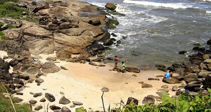 Kaunis talo uima-altaalla * Itanhaém * 30 m ranta * Viihtyisä paikka vapaa-ajalle