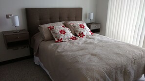 2 Schlafzimmer, Bügeleisen/Bügelbrett, Internetzugang, Bettwäsche