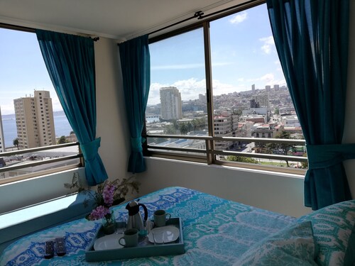 Full apartment heart of Valparaíso 