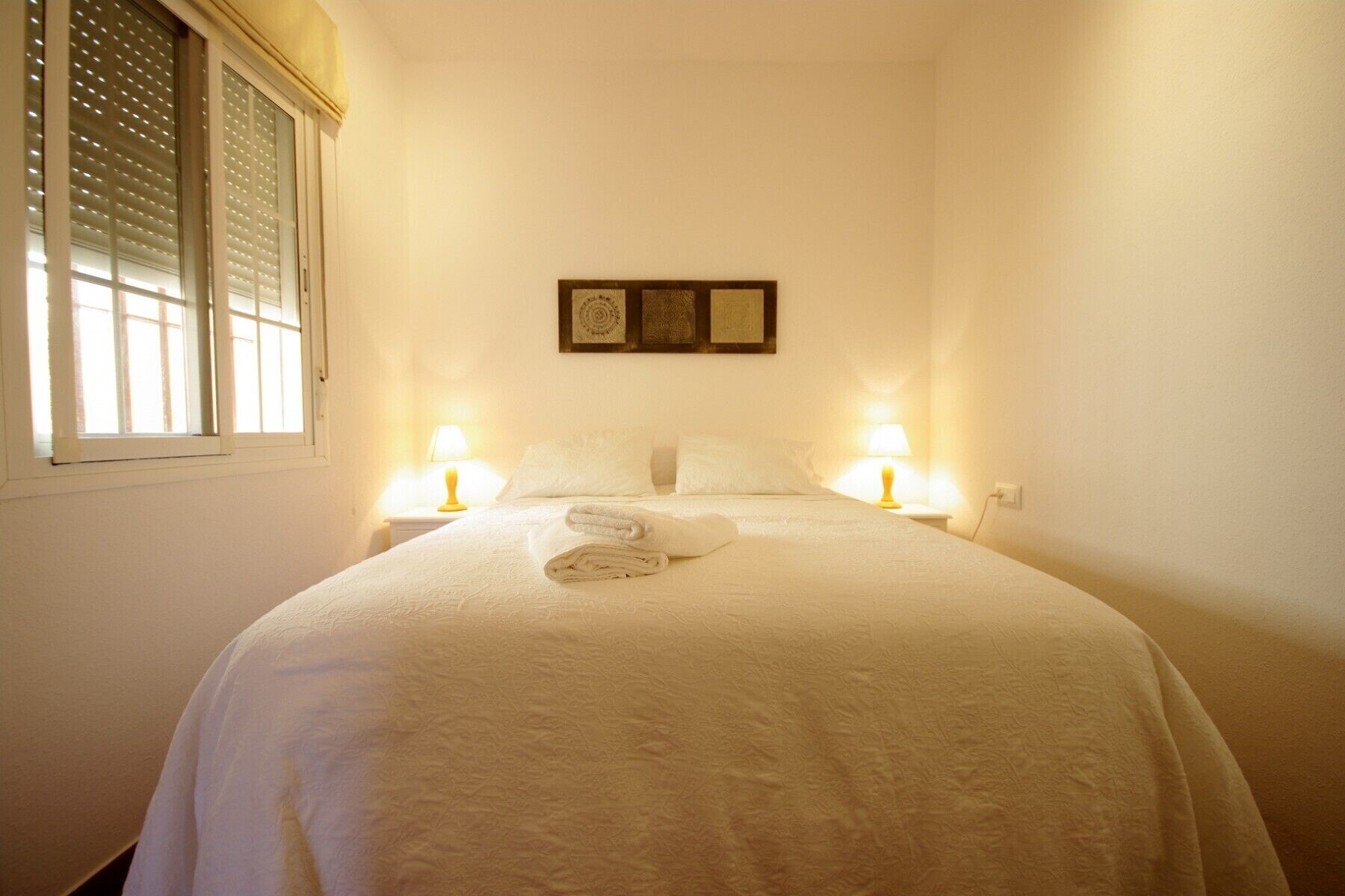 1 chambre, fer et planche à repasser, Wi-Fi gratuit, draps fournis