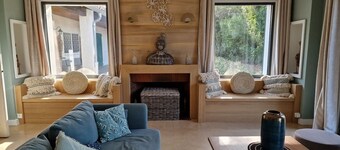In the countryside, a very large villa to gather Family and Friends