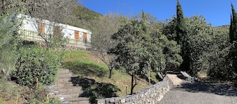 Hébergement de charme dans un domaine privé de 12