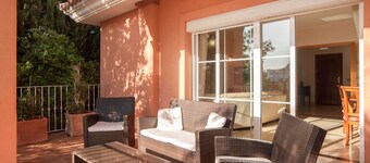 Villa con 4 camere da letto, piscina privata, giardino. Golf, Mijas Costa Fuengirola e La Cala