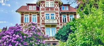 Living with flair in the Villa des Artistes