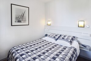 2 soverom, strykejern/-brett, reiseseng for barn og wi-fi (inkludert)