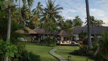 Jardines del alojamiento