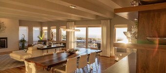 Lavishly Remodeled House With Spectacular Views