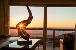 Interior - Lavishly Remodeled House With Spectacular Views (Albuquerque)