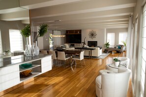 Interior - Lavishly Remodeled House With Spectacular Views (Albuquerque)