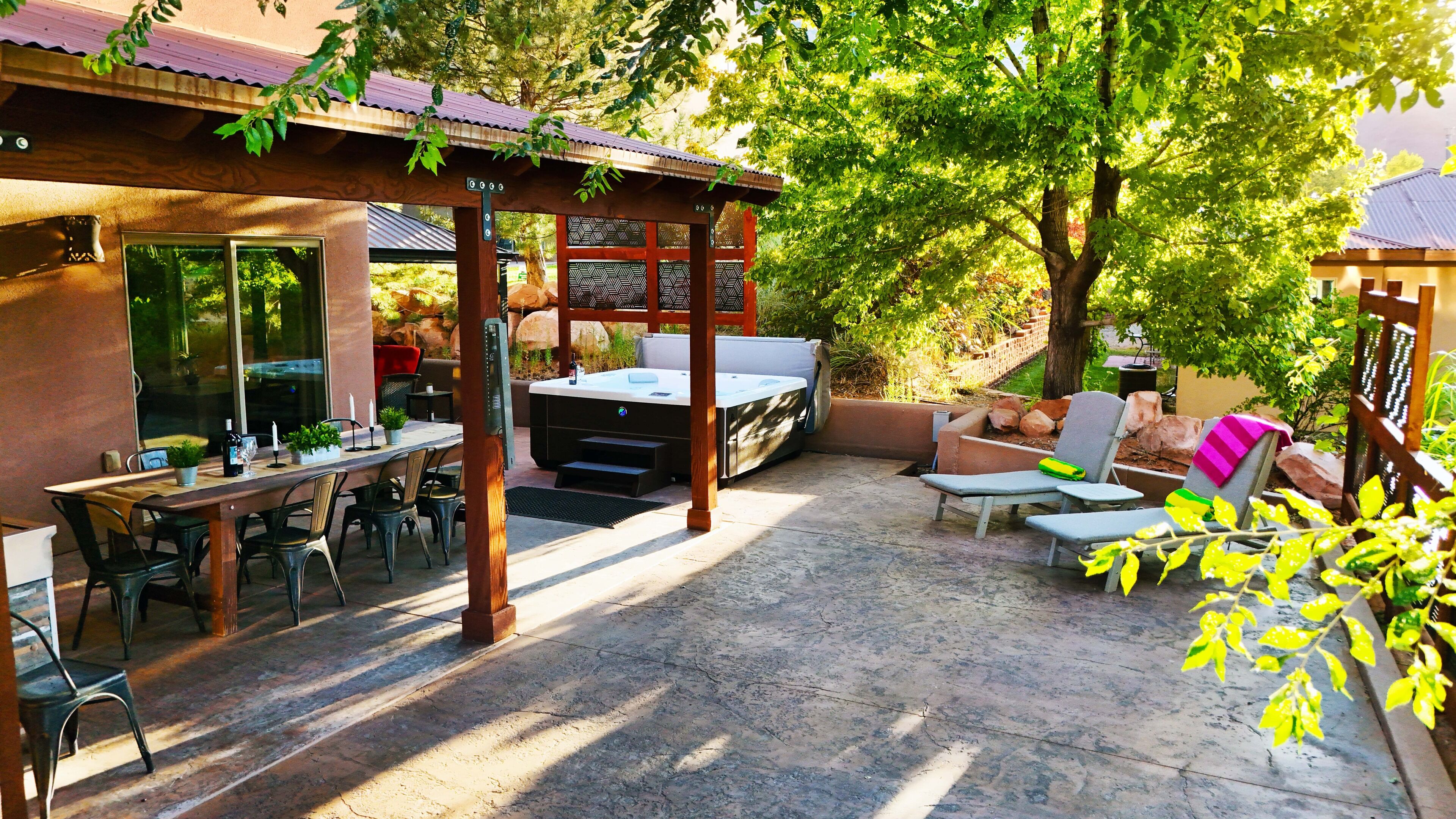 مغطس سبا خارجي