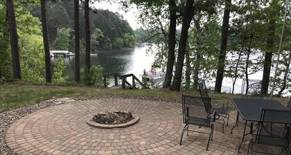 Beautiful Pristine O'brien Lake Home in Crosslake MN, Sleeps 10