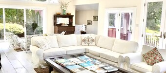 Et avslappet, romslig, inspirerende, morsomt hjem med utsikt som inspirerte Pollack!