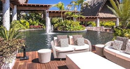 Stunning Two Bedroom Beach residence with Golf Package