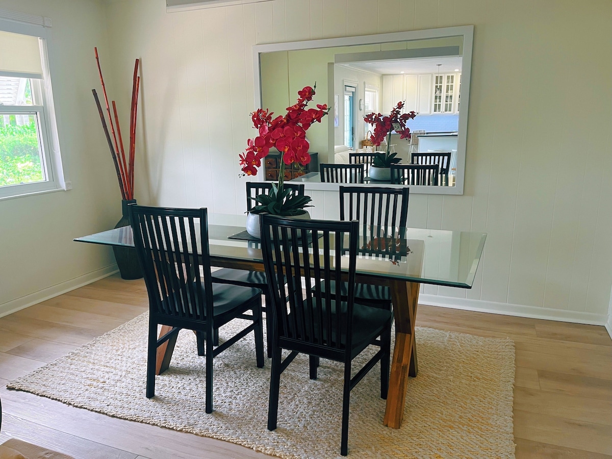 Photo 8 of Pet Friendly Beachy Home in the Heart of Naples! Multi Month Discount!