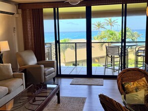 Smart-TV, DVD-Player, Stereoanlage