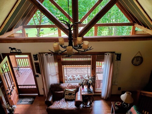 4 Bedroom 2 Bath rustic cabin