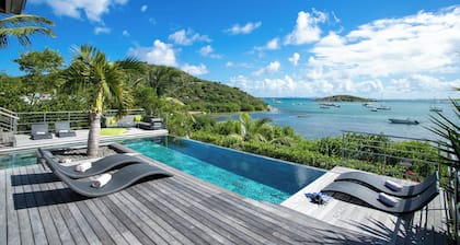 Villa Pinel front de mer, plage privée juste en face Pinel Island / St Martin