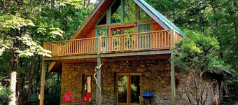 Secluded, amazing artesian home in beautiful Coppingers Cove - outdoor paradise 