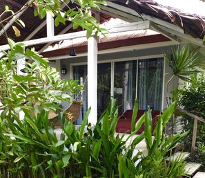 Bungalow with Garden View | Terrace/patio - Siargao Residency (General Luna)