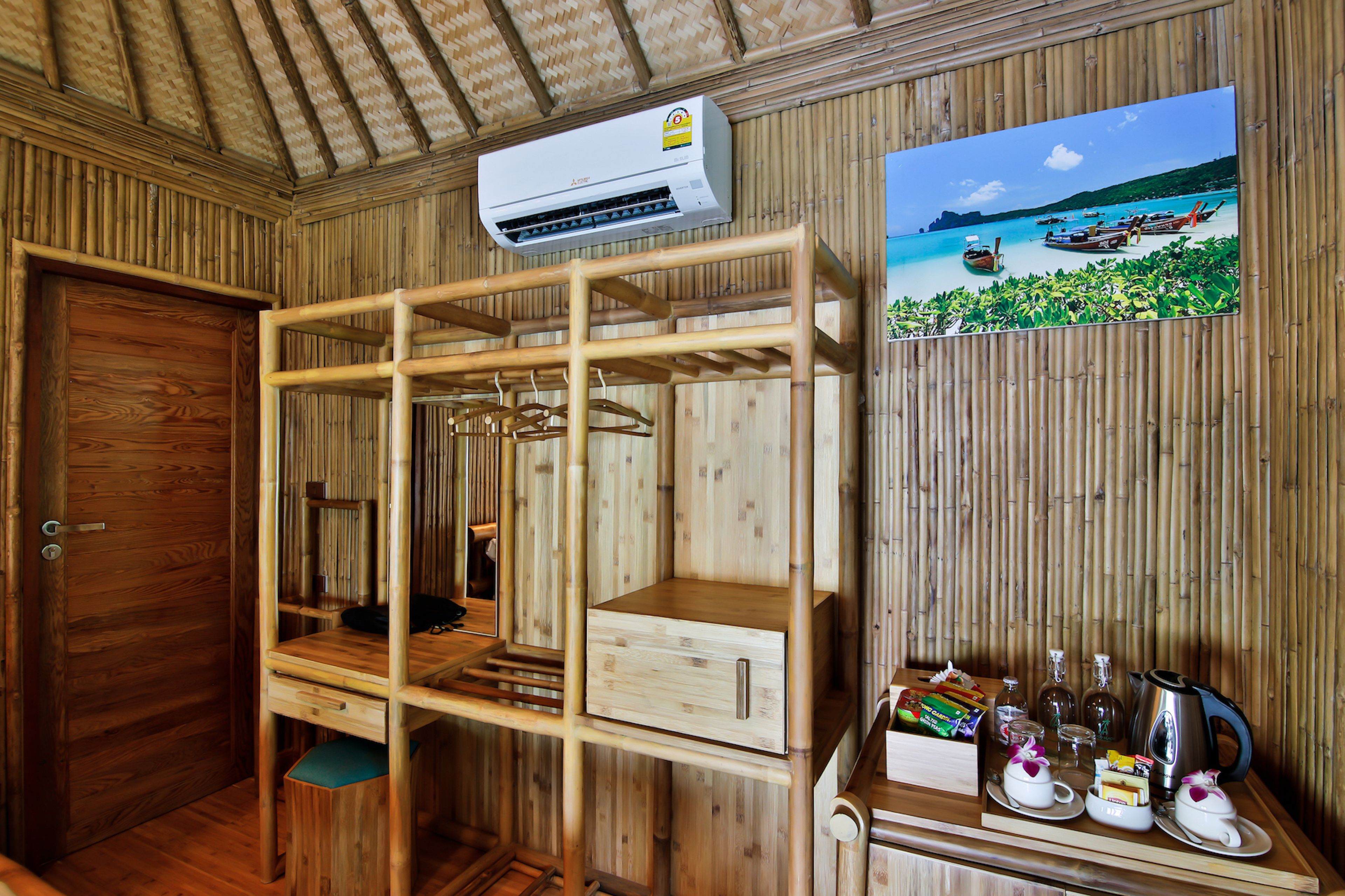 1 bedroom, free minibar items, in-room safe, desk