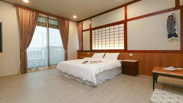 Standard Double Room (Japan) | Desk, blackout drapes, soundproofing, free WiFi