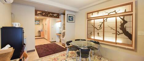 Big House (Max 9 guests) | Living area | Flat-screen TV