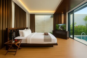 Villa | 1 bedroom, in-room safe, desk, blackout drapes