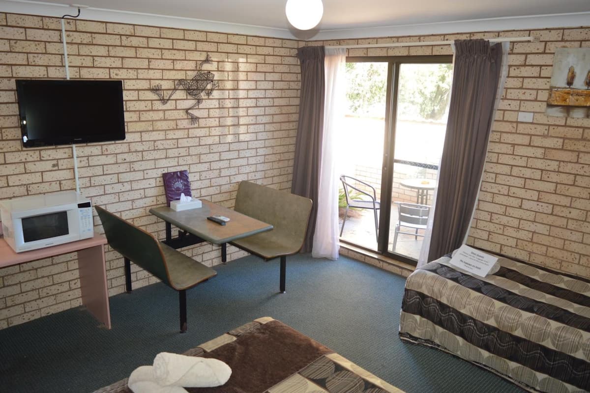 Standard Twin Room (1 queen and 1 single bed) | Blackout drapes, soundproofing, iron/ironing board (on request)