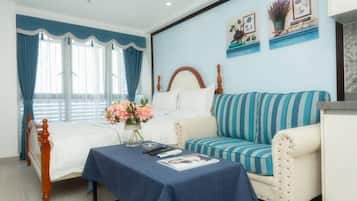 Cortines opaques i wifi gratuïta