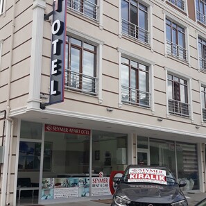 Balcony view - Seymer Apart Otel (Erzincan)